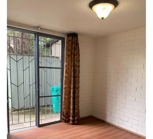 Acogedora Casa En Zona Villa Universidad Católica!