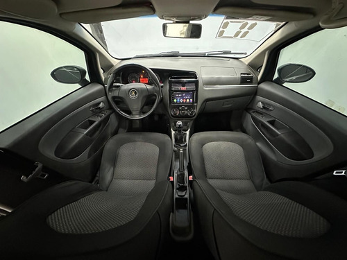 Fiat Linea 1.8 ESSENCE 16V