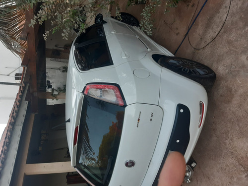 Imagem 4 de 6 de Fiat Punto 2014 1.8 16v Sporting Flex Dualogic 5p