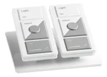 Comprar Base De Mesa Para Dos Controles Remotos Inalámbricos Lutron.