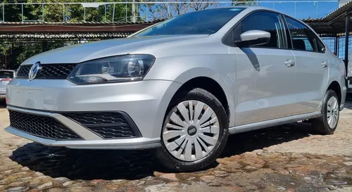 Volkswagen Vento 1.6 Starline At