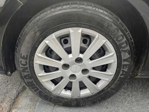 Imagem 8 de 8 de Volkswagen Voyage 1.0/1.0 City Mi Total Flex 8v 4p
