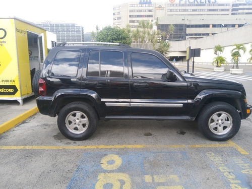Imagen 7 de 13 de Jeep Cherokee