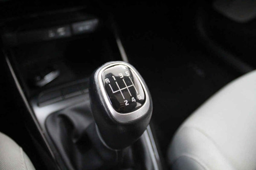 Imagen 15 de 15 de Kia Kia Rio Hb 2018 4 Cilindros