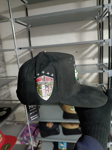 Gorra La Ley De La Atracción - Rico Hats X Tigre Original Negro Ajustable