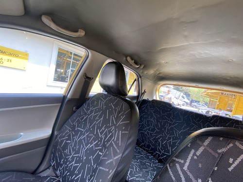 Imagen 17 de 25 de Kia Picanto Ekotaxi + Lx 2017