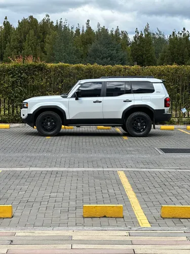 Toyota Prado First Edition 2.4l