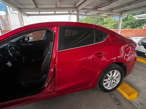 Mazda 3 2.0 Touring