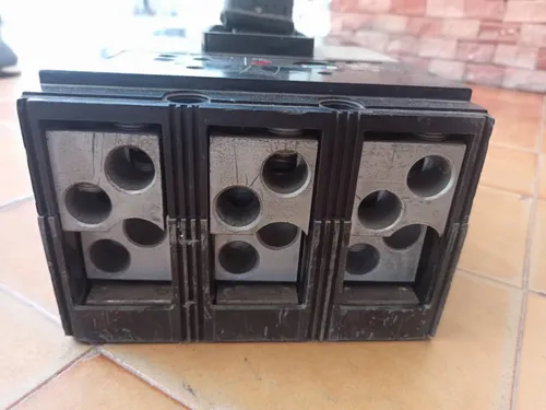 Breaker Eaton De 1200 Amp