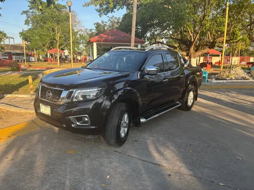Nissan NP300 Frontier 2.5 Platinum Le Aa Mt