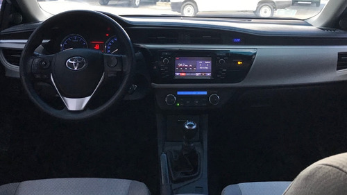 Toyota Corolla Xei 1.8 Mt6 2016 Blanco - Tute Cars Fernando