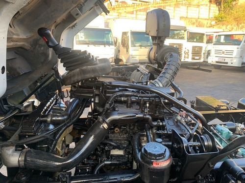 Imagem 10 de 15 de Ford Cargo 1317 Toco 4x2 06/06 Chassi Motor Novo