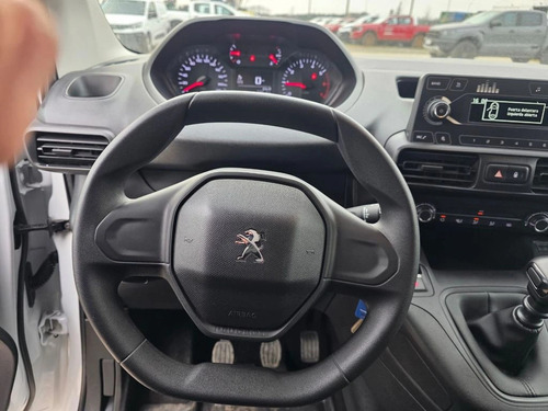 Peugeot Partner 2023