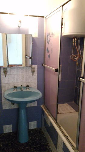 Imagen 9 de 14 de Buen Apartamento Céntrico Muy Cómodo, Alquilo O Vendo