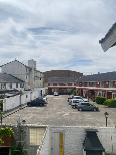 Triplex En Venta En Piñeyro