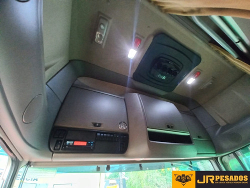 Imagem 9 de 15 de Daf Xf 105 460 6x2 Automático Ano 2018 Baixo Km Completo