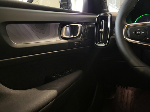 Volvo XC40 P8 RECHARGE TWIN ELECTRIC ULTIMATE AWD