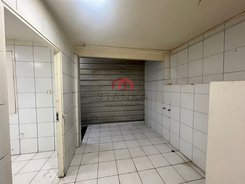 ¡excelente Oportunidad! Arriendo De Un Amplio Local Comerci