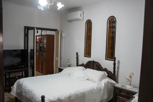 Venta Casa 8 Ambientes En Posadas