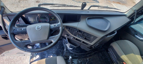 Imagem 10 de 10 de Volvo Fh460 Toco