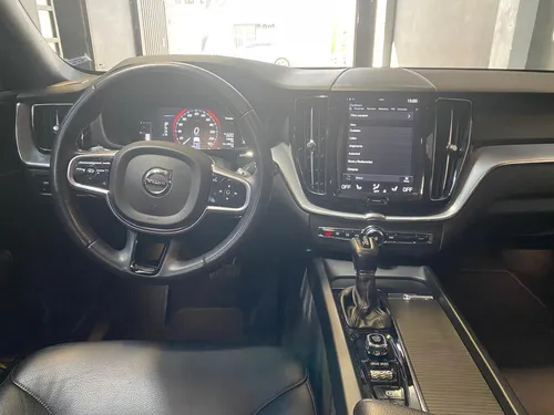 Volvo XC60 2.0 T5 Awd Momentum