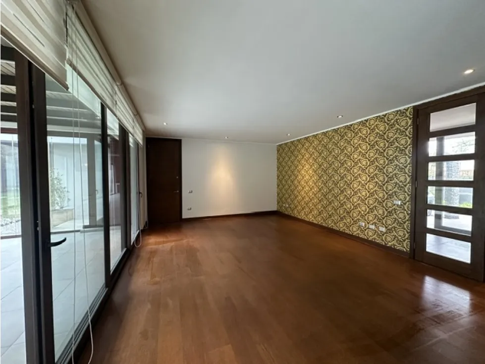 Imagen 5 de 22 de Condominio Gran Vía / Lo Curro / Embajadas