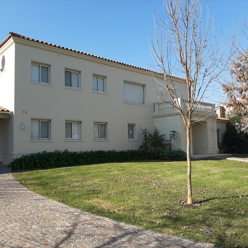 Imagen 1 de 14 de Casa Country Buenos Aires Golf . Oportunidad.