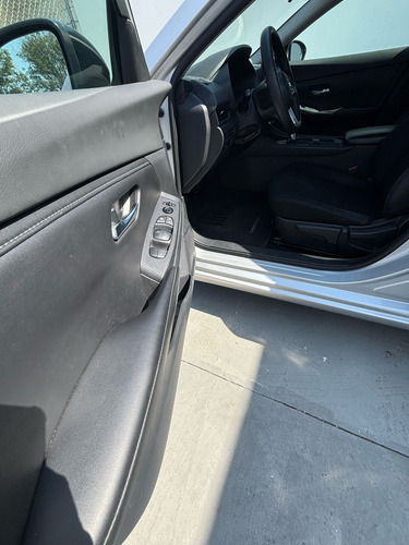 Nissan Sentra 1.8 Sense Cvt