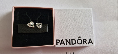 Aretes De Botón Corazón Diseño Libre Resplandeciente