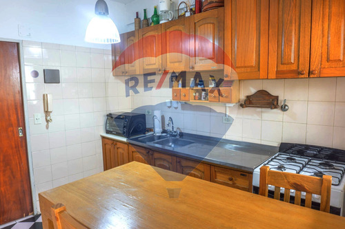 Imagen 4 de 16 de Ph De 4 Ambientes En Venta - Monserrat