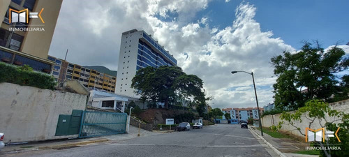 Imagen 2 de 30 de Mk Inmobiliaria Vende Exclusivo Apartamento En La Urb. La Llanada Edo. Vargas / 04126968207