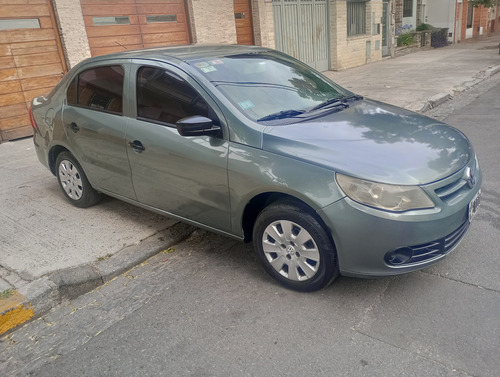 Volkswagen Voyage 1.6 Comfortline Plus 101cv