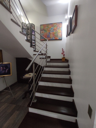 Town House En Venta. Urb. Santa Eduvigis