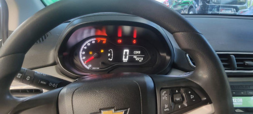 Chevrolet Onix Onix 1.0 LT SPE/4