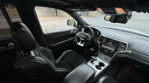 Jeep Grand Cherokee 6.4 Srt-8 4x4 Mt