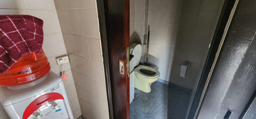 Local Comercial En Esquina 1091 M² S/ 3 Lotes - Libertad