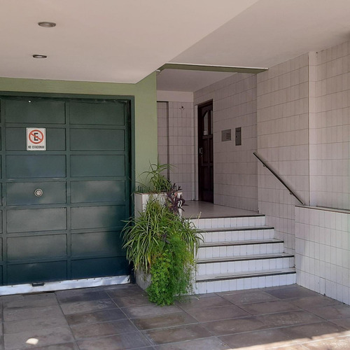 Departamento En Venta - 2 Dormitorios 1 Baño - Cochera - 72mts2 - Saavedra
