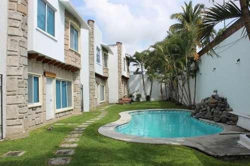 Casa En Privada De 4 Casas, Excelente Ubicación, Chiconcuac