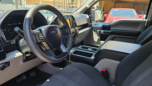 Ford Lobo 5.0l Doble Cabina Xlt V8 4x2 At