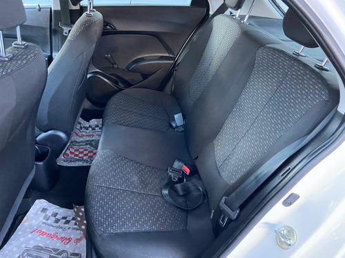 Imagem 8 de 14 de Hyundai Hb20 1.0 Comfort Flex Manual