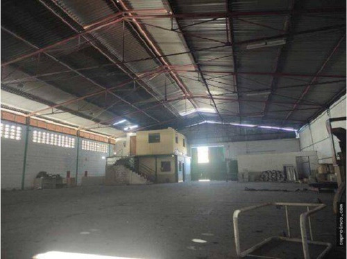 Imagen 1 de 10 de Venta De Galpón En Zona Industrial La Quizanda Valencia 0412-4860923.