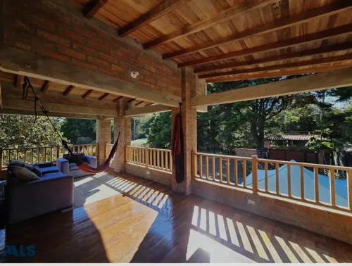 Casa Finca En Santa Elena - Vereda El Rosario
