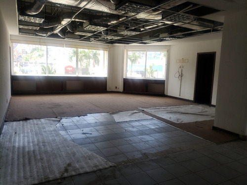 Fracc. Costa Azul Pisos Para Oficinas En Avenida Costera
