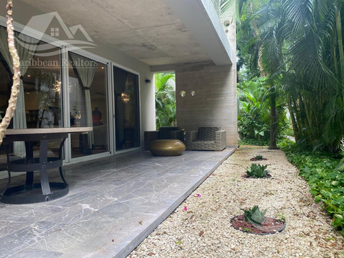 Departamento En Venta En Vaivén Del Mar, Playacar Fase 2