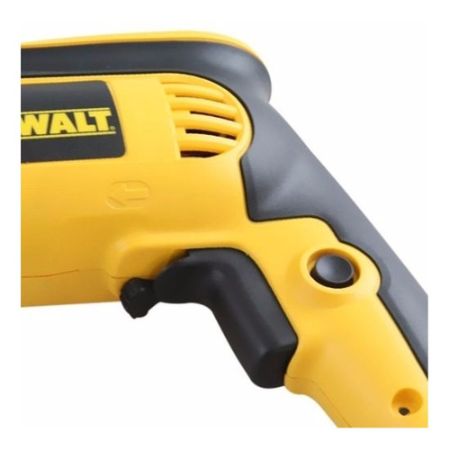 Imagen 2 de 3 de Taladro percutor eléctrico de 13mm DeWalt DWD024K 650W + accesorios 220V 50Hz