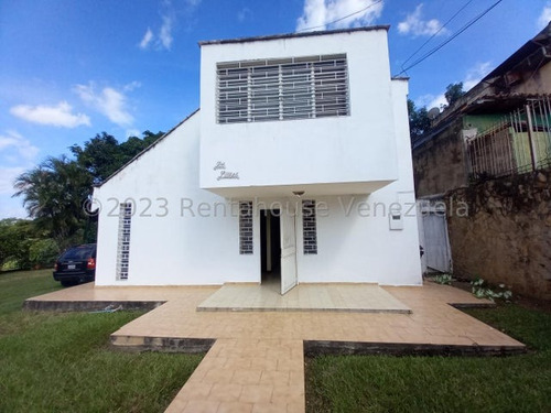 Casa  En Venta , San Juan De Los Morros. 24-6283. Lln