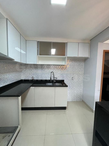 Imagem 3 de 15 de Casa Para Venda Em Santana De Parnaíba, Chácara Do Solar Iii, 2 Dormitórios, 2 Banheiros, 1 Vaga - 23215_1-2384173