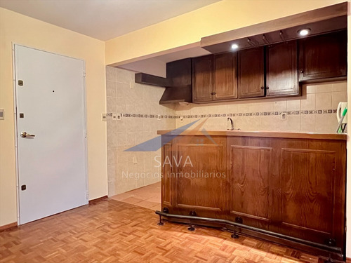 Alquiler Apartamento 1 Dormitorio En Cordón! Piso Alto. Acepta Depósito B. H. U. Cómo Garantía!