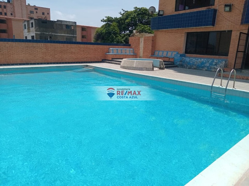 Remax Vende Apartamento En El Conjunto Cayo Esmeralda, Tucacas.