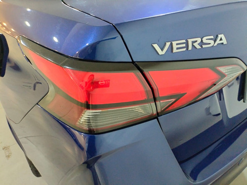 Nissan Versa ADVANCE TM